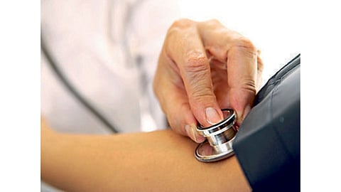 Doctor-Checking