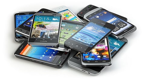 Increase in mobile sales during lockdown nashik marathi news