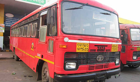 Karnataka buses open in Maharashtra; Maharashtra ST's embezzled revenue
