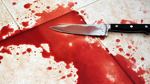 कोल्हापूर: कळंबा परिसरात चाकू हल्ला; तिघे जण जखमी
