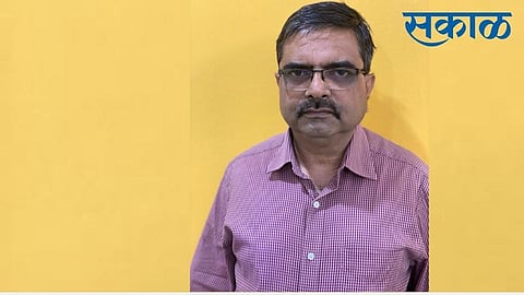 Sub Treasury Officer arrested taking bribe kolhapur crime news