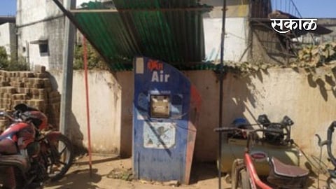 No Air available on petrol pumps in gadchiroli to fill in vehicles