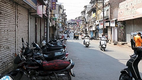 Strict closure of shops in the city for fear of lockdown Nashik Marathi News