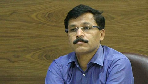 social media users attacks MLA Krishna Khopade for criticizing Tukaram Mundhe