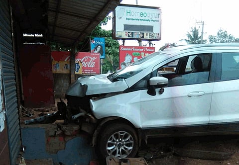 two women dead in car accident at belgaum
