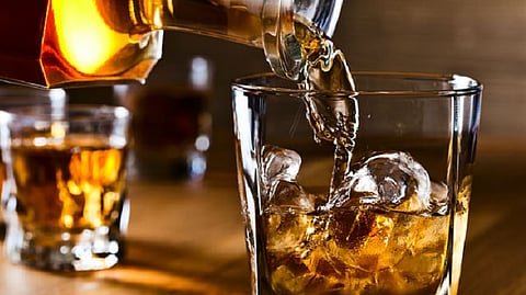 Desi daru alcoholic 3 crore 86 lakh liters of liquor Nagpur