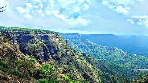 Amba tourism closed, turnover stalled