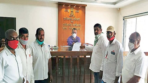 नुकसान भरपाई द्या, अन्यथा रोषाला सामोरे जा; 'बळीराजा'चा इशारा