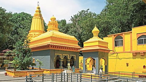 बनेश्वर : रमणीय परिसर