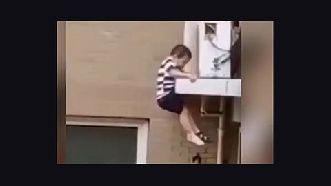child falls down heart stopping moment video viral at china