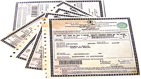Difficulties in finding documents regarding birth certificates Kolhapur Marathi News