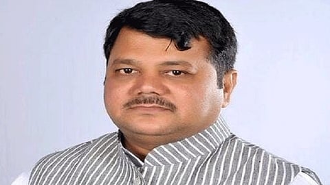 pravin darekar criticism on eknath khadse