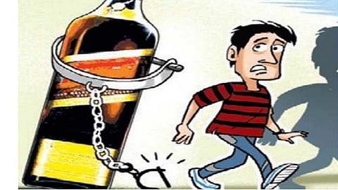 illegal alcohol found in banda sindhudurg connection with pune