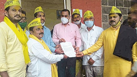 dhangar community protest in kolhapur hatkanangale