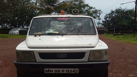 one more corona patient found in nate ratnagiri but Police in riot gear stormed of protesters by truck