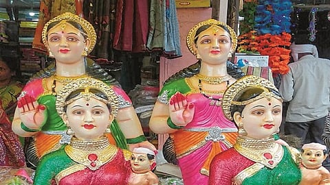 माहेरवाशीण गौराईच्या स्वागतासाठी गृहिणींमध्ये आतुरता