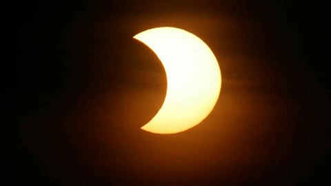 On the eclipse, all government and private schools in the taluka were given half-day leave nipani marathi news