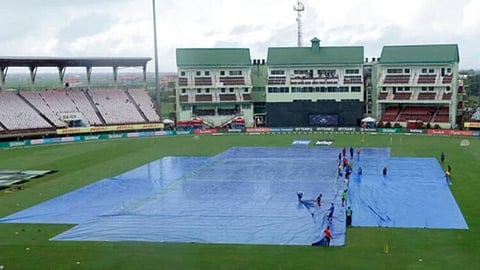 INDvsWI : बस राव, एक तर पाऊसच पडावा नाहीतर पूर्ण खेळ व्हावा