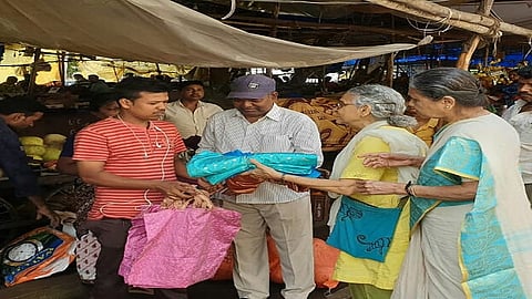 प्लास्टिकमुक्तीसाठी नवी मुंबईत ‘झोला ब्रिगेड’