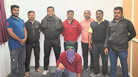 The murder in Miraj was for money transactions; Three times in a row with a knife in the stomach