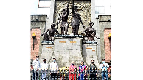 क्रांतीदिनानिमित्त क्रांतिवीरांना पिंपरी-चिंचवड महापालिकेतर्फे अभिवादन