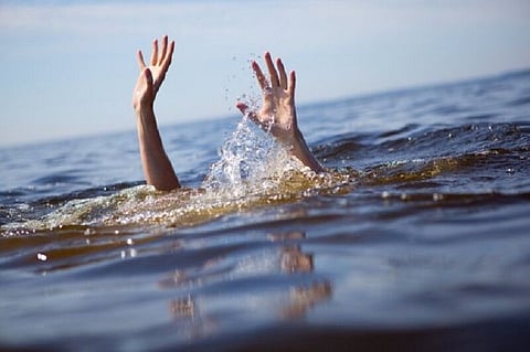 A youth drowned in a lake in Amravati
