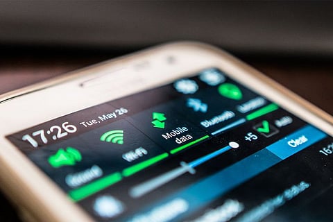 Apps in mobile consume more than half of the data in 24 hours, learn how satara news