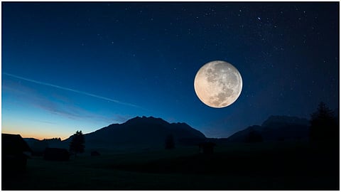 moon1.jpg