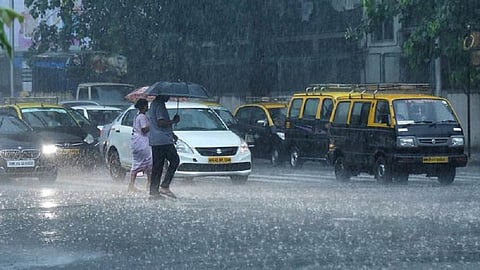 मुंबई जलमय होण्याचा धोका, पावसाच्या पार्श्वभूमीवर सर्वात मोठी बातमी...