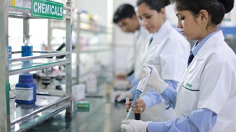 paramedical.jpg