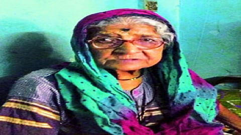 parvati aaji.jpg