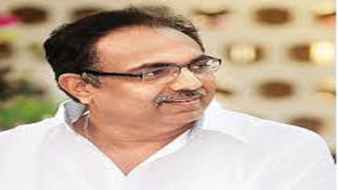 jayant patil sing a song in nephew marriage in kolhapur video viral on social media