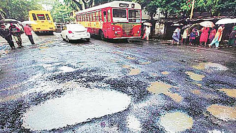 pothole in Mumbai Municipal Corporation