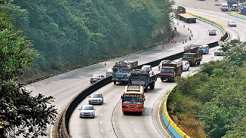 pune mumbai