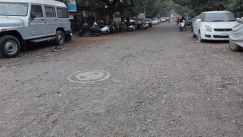 bad condition of road in kolhapur