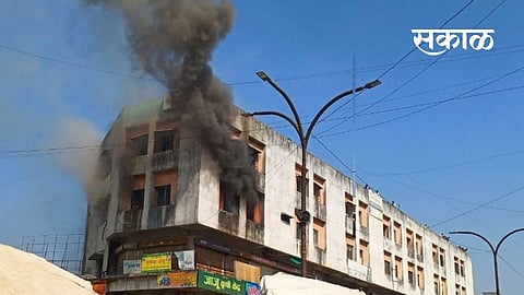 fire at Electro Homeopathy shop in Yavatmal
