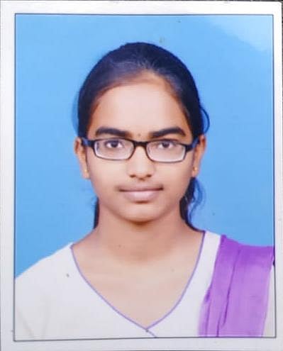 she working in cashew factory and achieved success in hsc exam