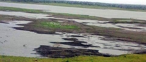 The water level of Sina Dam dropped