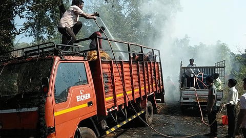 Eicher Tempo La fire in lanja