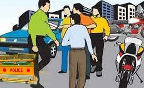 One lakh rupees was looted from a farmer who went home after selling farm produce