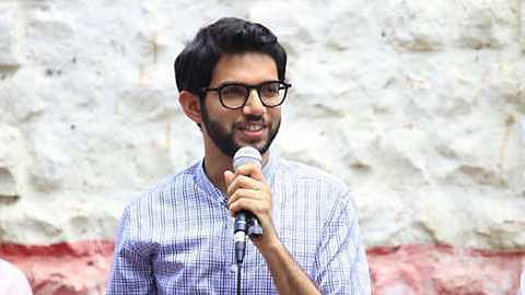 पर्यटनमंत्री आदित्य ठाकरेंचा पहिला प्रयाेग