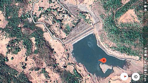 कोकणातील धरण क्षेत्रे भीतीच्या छायेत