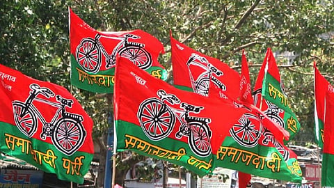 समाजवादी पार्टी BMC निवडणुकीसाठी सज्ज | वाहानतळे मोफत करण्याचा ठराव
