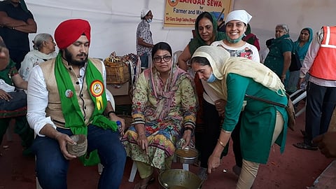 आंदोलक शेतकऱ्यांना "लंगर'चा आधार; शेतकऱ्यांसाठी शीख तरुणांची धाव