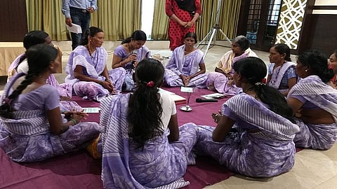 कंपन्यांच्या कर्ज चक्रव्युहामधून महिलांना बाहेर काढण्यासाठी राज्यस्तरिय अभ्यासगट नियुक्त; ग्रामविकास मंत्री हसन मुश्रीफ यांची घोषणा
