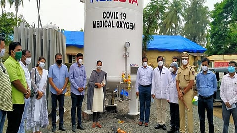 घाईघाईत उद्धाटन झालेल्या ऑक्सिजन प्लान्टला परवानगीच नाही; अलिबाग जिल्हा रुग्णालयातील प्रकार