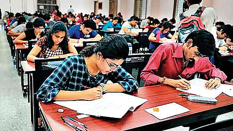 No admissions in private classes due to corona