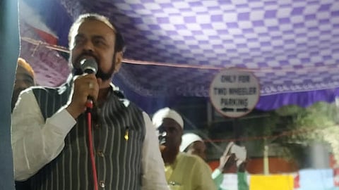Abu Azami in the protest against CAA at Pune