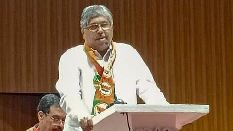 Chandrakant_Patil