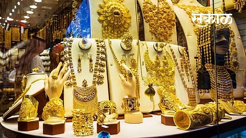 Gold and silver prices continue to fall Nashik Marathi News